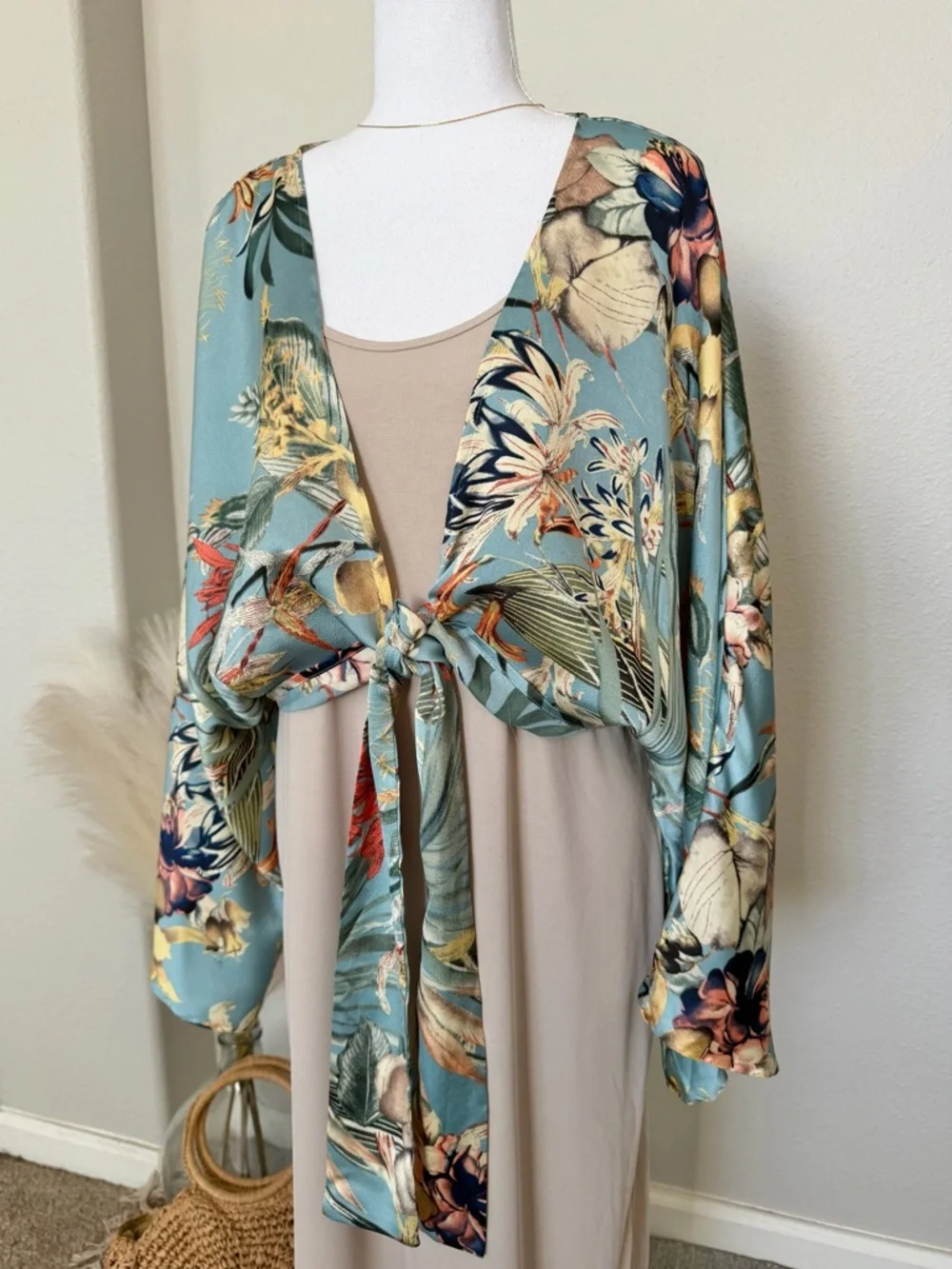 NEW - Beach Vacation | Tropical Tie-Front Kimono Shrug Wrap Top | Travel Outfit - Picture 9 of 11